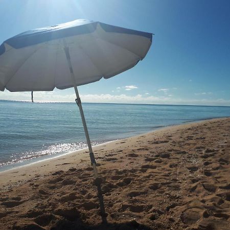 Private And Peaceful Cottage At The Beach Nassau Eksteriør bilde